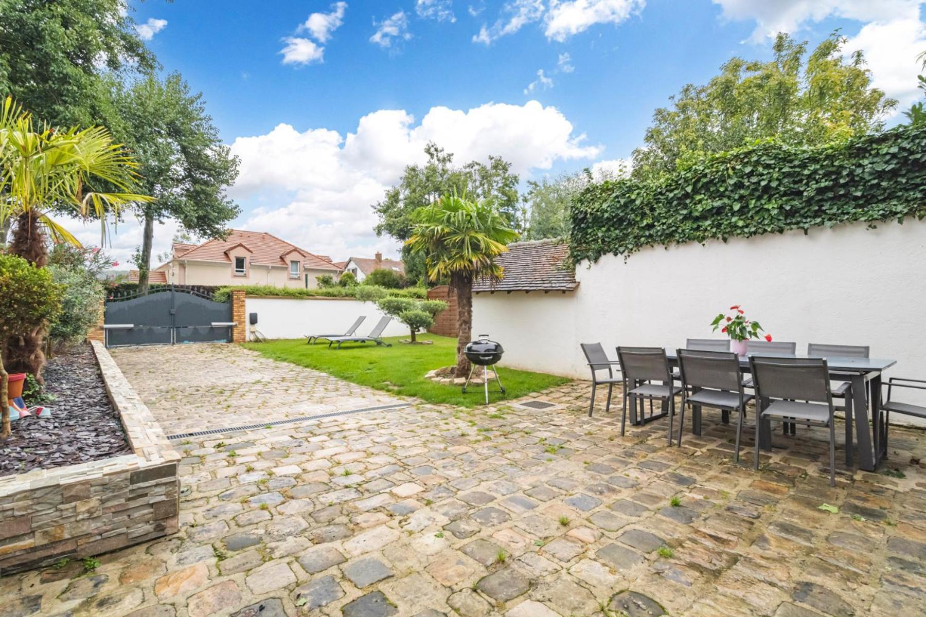 Maison Macaron Bailly-Romainvilliers Exterior foto